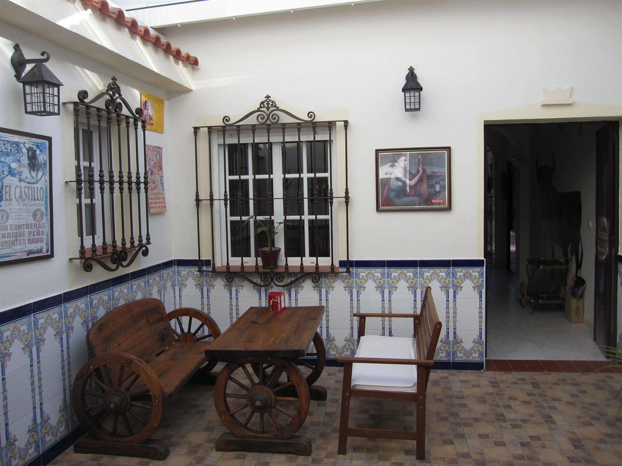 Venta De Abajo Hotel El Castillo de las Guardas Exterior photo